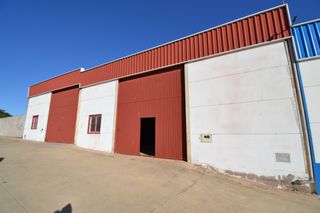 Industrial building in Malpartida de Plasencia