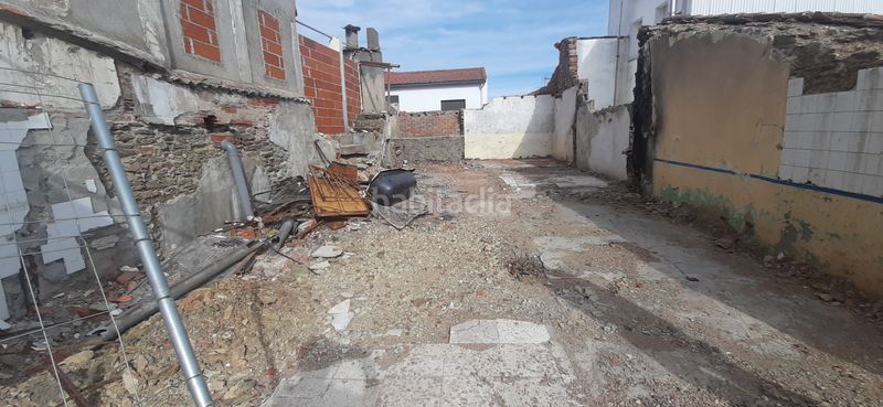Foto edcefd48-1dd9-42f5-84dd-c9388ed4af63. Residential plot in calle lope de vega 27 in Malpartida de Plasencia