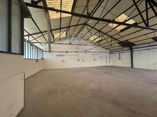 Miete Fabrikhalle  Garbi. Nave de 300mts