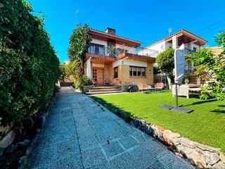 Chalet in Zona Alta. En exclusiva per als nostres clients.