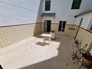 Maison à Fernán - Núñez. Amplia casa rebajada en el casco antiguo