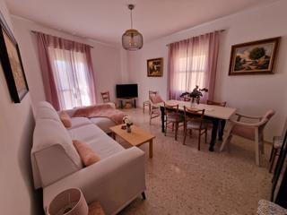 Appartement à Fernán - Núñez. Piso como nuevo en zona alta