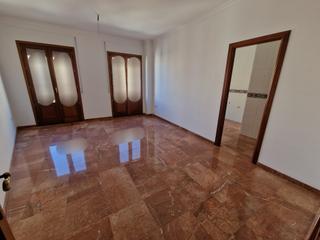 Appartement à Fernán - Núñez. Piso sin estrenar en zona centro