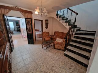 Maison à Montemayor. Casa en zona baja montemayor
