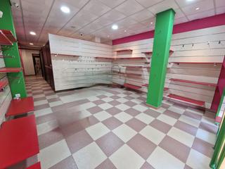 Lloguer Local Comercial a Fernán - Núñez. Local en zona alta