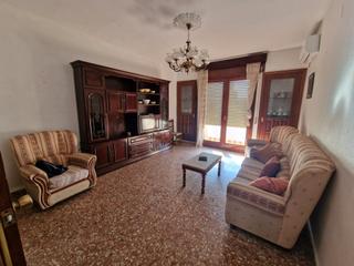 Appartement à Fernán - Núñez. Piso con azotea privada en zona alta