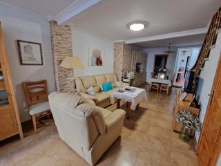 Casa a Fernán - Núñez. Casa para entrar a vivir en zona baja