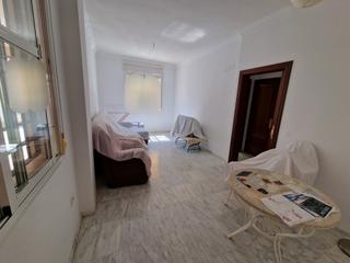 Appartement à Fernán - Núñez. Piso bajo en zona alta
