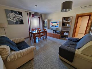 Appartement à Fernán - Núñez. Piso bajo rebajado en zona alta