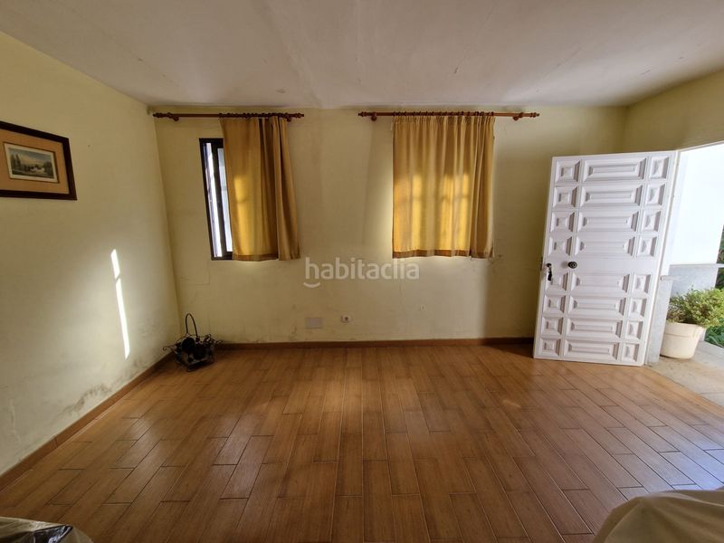Foto 4d61761b-1882-4ee4-b007-b005c8b7fd97. Chalet espectacular chalet independiente con piscina y amplia parcela en el brillante en Córdoba
