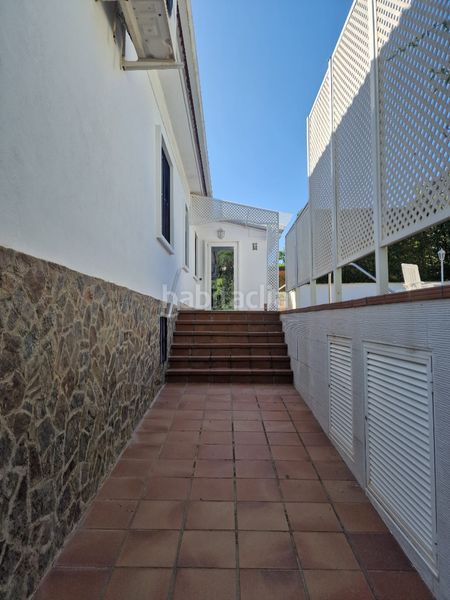Foto bf1f2852-2234-492f-bf32-ed48ebda0e8e. Chalet espectacular chalet independiente con piscina y amplia parcela en el brillante en Córdoba