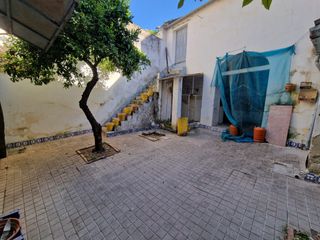 Haus in Fernán - Núñez. Gran casa en el centro con múltiples posibilidades de reforma