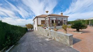 Chalet à Rambla (La). Se vende precioso chalet a 1 km de la localidad.