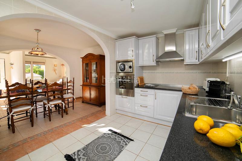 Foto e07e3064-291c-4dd7-8c04-53abdfd8d204. Chalet avec chauffage parking piscine dans Casco Urbano Moraira