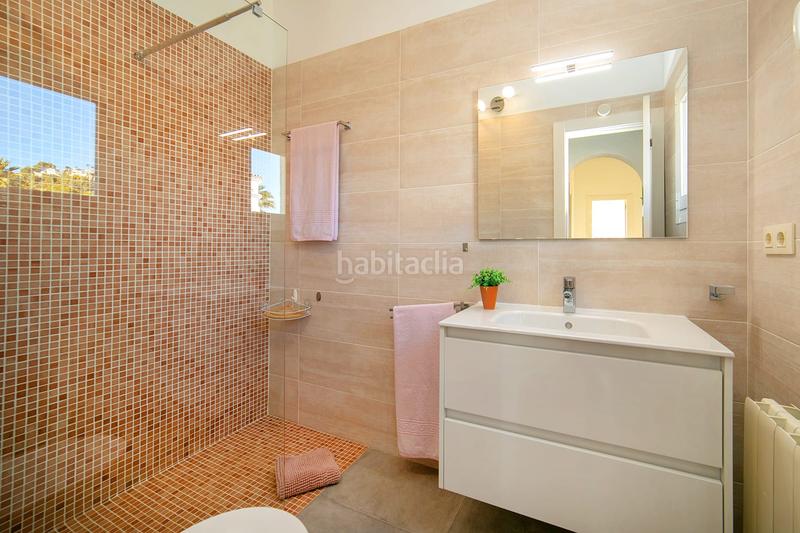 Foto a075cf74-eed5-4276-9254-a58c95f27289. Chalet en Casco Urbano Moraira