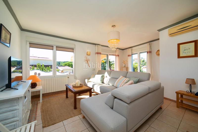 Foto 0c802335-5861-4b43-84d3-ef1900fdb903. Chalet con riscaldamento parcheggio piscina in Casco Urbano Moraira