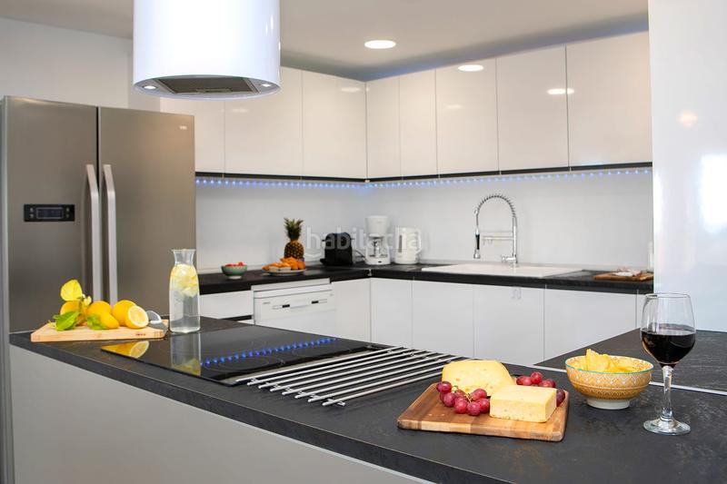 Foto 10318312-01d1-40be-9eed-aa21215951fd. Chalet con riscaldamento parcheggio piscina in Casco Urbano Moraira