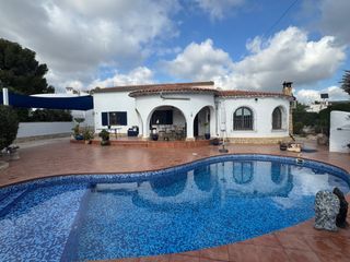 Xalet en La Vi�a-Montemar-San Jaime