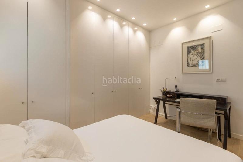 Foto f79415db-ae47-436d-ad63-3866720fccb8. Casa amb aparcament a Haza Grande Granada