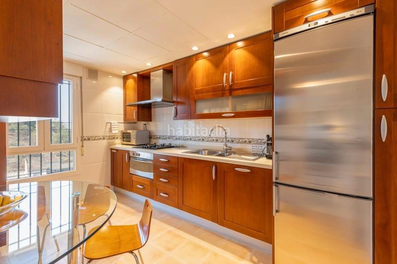 Foto 50971275-f10b-4d0b-95aa-7d691e8857db. Maison avec parking dans Haza Grande Granada