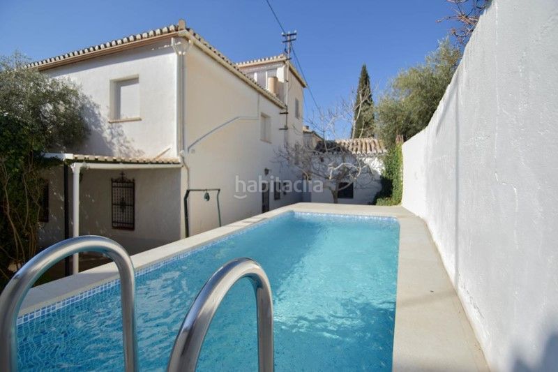 Foto b34270e9-2067-4ef1-bd49-d4c797403482. Xalet amb aparcament piscina a Monachil pueblo Monachil