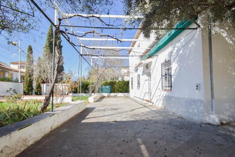 Foto fa3ea989-6eac-45c6-bf82-acac366f115f. Xalet amb aparcament piscina a Monachil pueblo Monachil