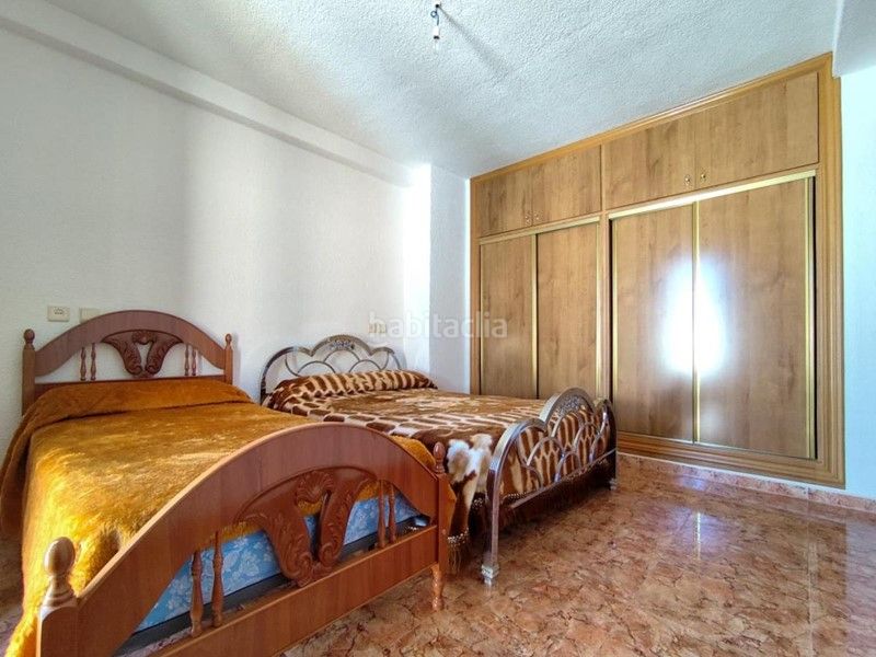 Foto 7cc093ef-a0cd-4dbc-a20b-56952b417edd. Towny house with parking in Moraleda de Zafayona