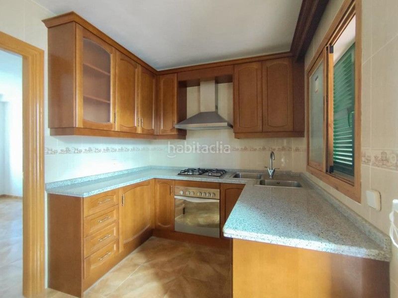 Foto e6442669-6771-4d12-ab31-788fd13cce58. Towny house with parking in Moraleda de Zafayona