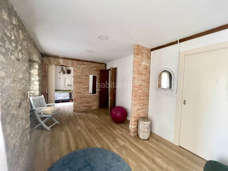 Foto c02b3574-8cf5-4578-9142-4d18b76a73c0. Casa adossada amb calefacció a Nucli Antic Escala (L´)