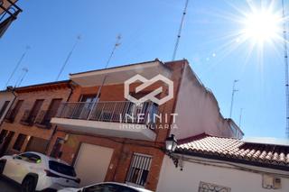 Casa en Venecia-Nueva Alcal. Una casa monumental... en pleno centro y nica!
