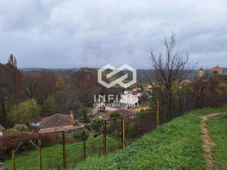 Haus in Cifuentes. Quieres vivir en el alto tajo?... aquí tienes un lienzo en blanc
