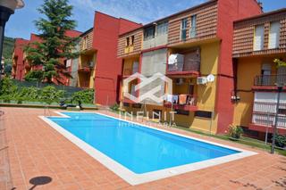 Pis en Sacedn. Verano todo el ao piso con vistas, piscina y 2 dormitorios en s
