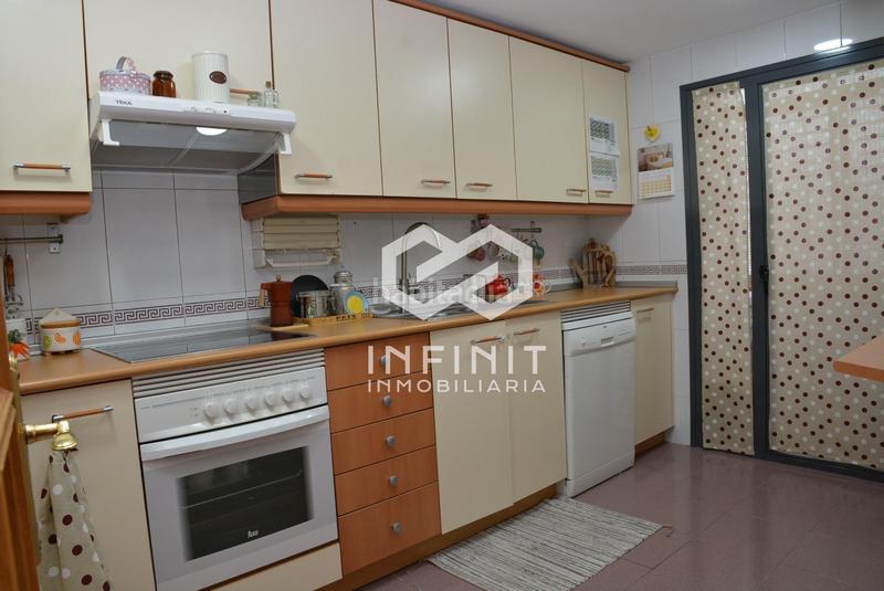 Foto 26101cf1-5a87-447a-97ce-b87ddcd240e2. Pis amb calefacció aparcament piscina a Foso-Moreras Aranjuez