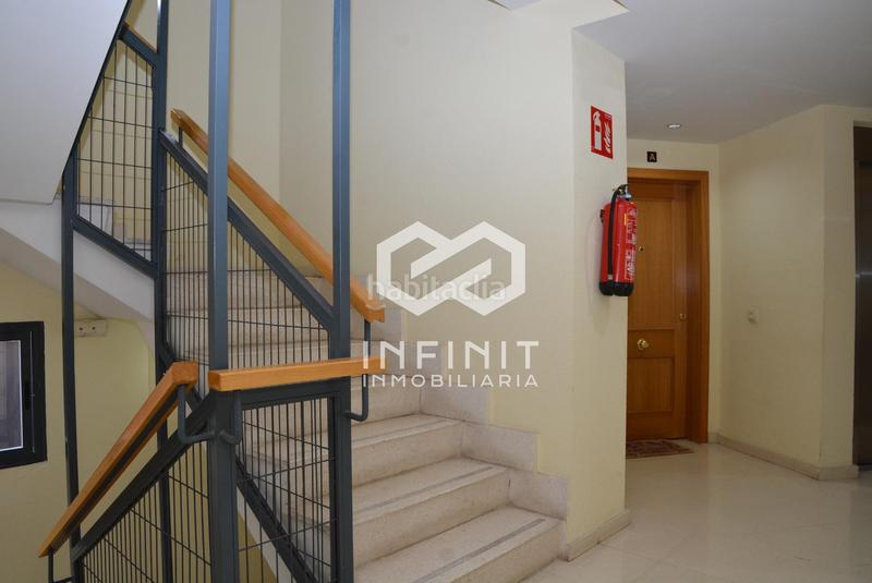 Foto 3fe4b2a8-9f02-4288-a91c-08e7d95cb1eb. Piso vive piso con luz espectacular, garaje y zonas comunes... ven a visitarlo te sorprenderá. en Aranjuez