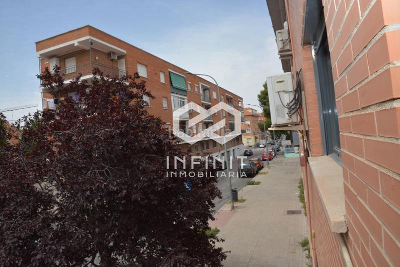 Foto a2bfe49d-a5b6-42a2-86bf-0c5f1cee192c. Piso vive piso con luz espectacular, garaje y zonas comunes... ven a visitarlo te sorprenderá. en Aranjuez