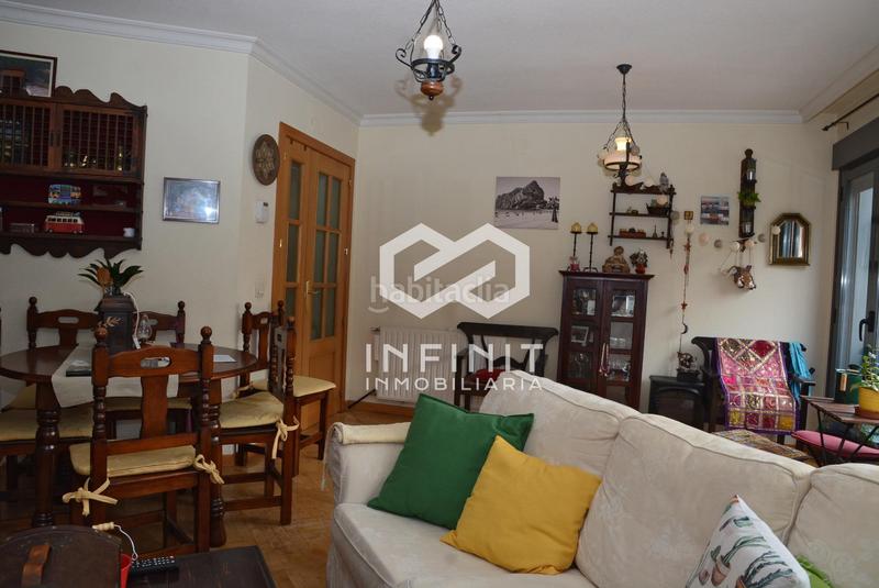 Foto e035c0a9-efca-47bd-8873-d8a3e32b30e9. Piso vive piso con luz espectacular, garaje y zonas comunes... ven a visitarlo te sorprenderá. en Aranjuez
