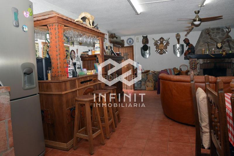 Foto 08ecaf6a-4042-4d1f-b296-5b38e43801c9. Casale con riscaldamento parcheggio piscina in Serracines