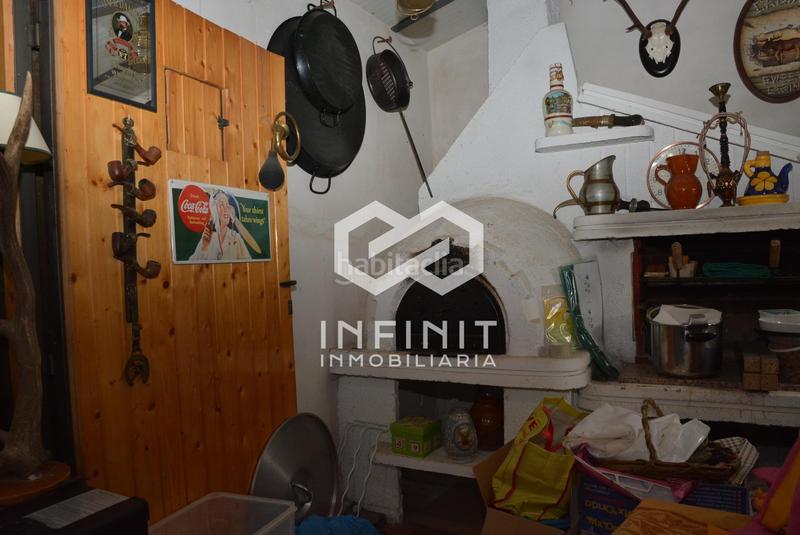 Foto 2b5117b1-1759-416c-b129-bedd636bdd62. Casale con riscaldamento parcheggio piscina in Serracines