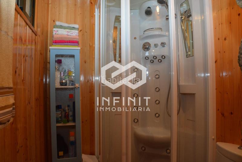 Foto 6b890867-37a5-4c16-bff9-ce4dd17a4d77. Casale con riscaldamento parcheggio piscina in Serracines