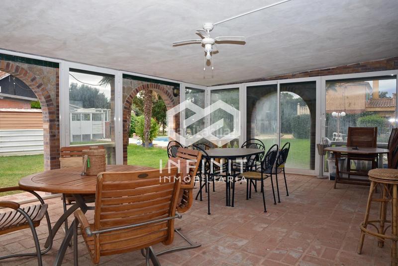 Foto 6bc67601-fc32-4d9f-aecf-6f64056fc43e. Casale con riscaldamento parcheggio piscina in Serracines