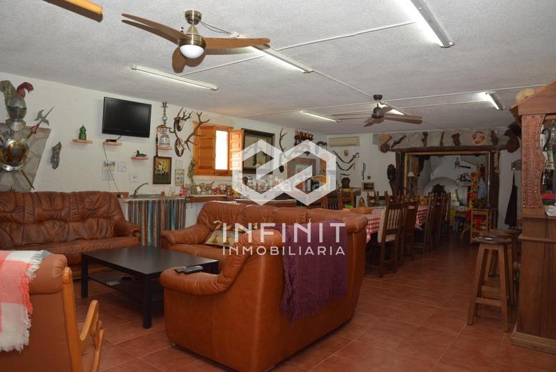 Foto 89b66e90-3294-4eb7-b7e8-9b3703b2ad5f. Casale con riscaldamento parcheggio piscina in Serracines