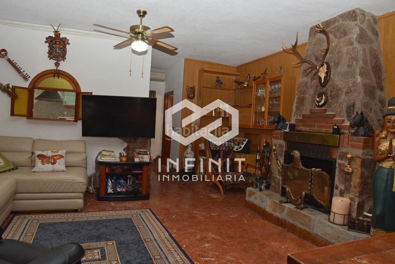 Foto 8f747106-8762-493a-a201-d304b9992f0d. Casale con riscaldamento parcheggio piscina in Serracines