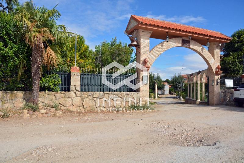 Foto b4e98e71-3033-4f1a-8d6f-2a556391a7e5. Casale con riscaldamento parcheggio piscina in Serracines