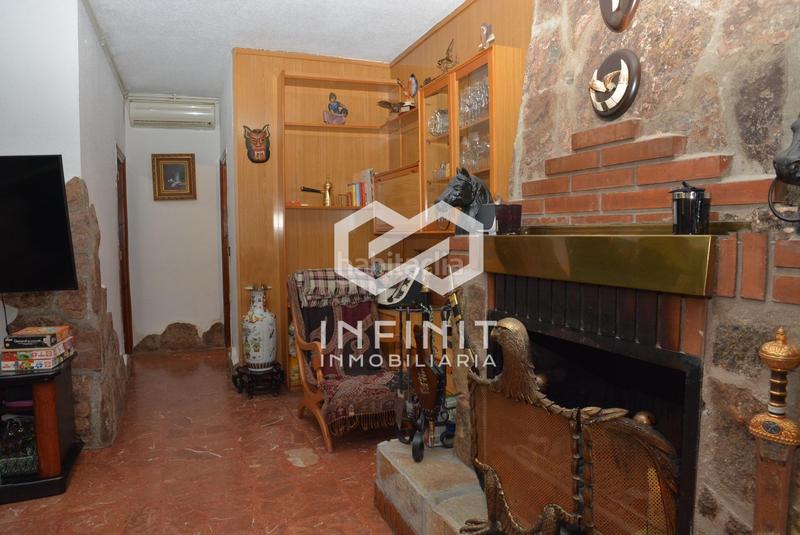 Foto e143409f-2349-4298-86ff-ea19725fad17. Casale con riscaldamento parcheggio piscina in Serracines