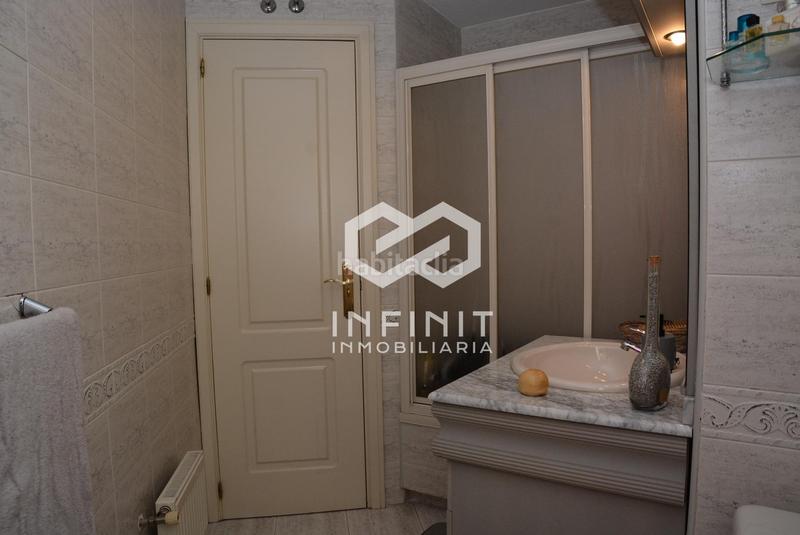 Foto a9f039f6-8852-4e9f-a75f-05411fe247db. Casa bifamiliare con riscaldamento parcheggio piscina in Alcalá de Henares