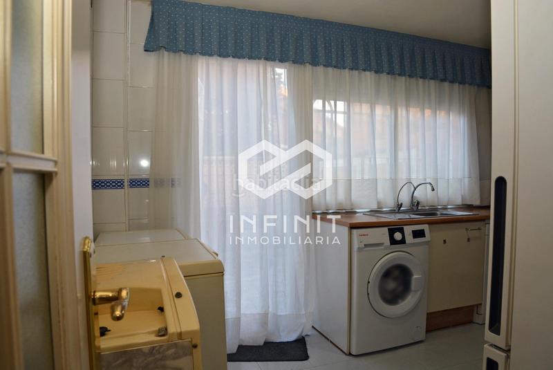 Foto c0c64cce-c2e7-42c0-9af0-c1f8ca71d7a5. Casa bifamiliare con riscaldamento parcheggio piscina in Alcalá de Henares