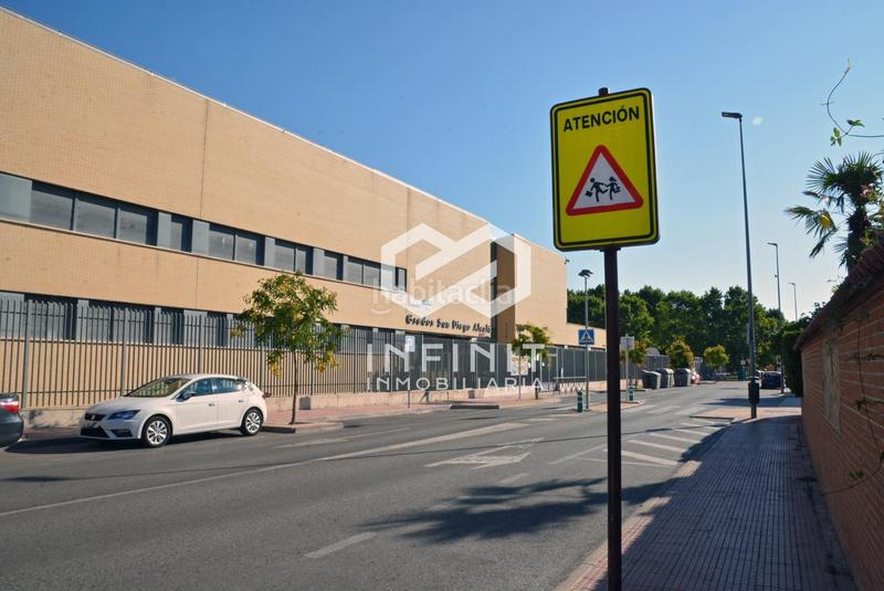 Foto fbe1e91f-695a-423f-9279-57284bdf7b6f. Casa bifamiliare con riscaldamento parcheggio piscina in Alcalá de Henares