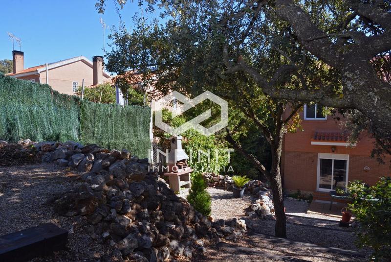 Foto 1b804ab8-b166-4f29-893d-a678a44d7cf2. Xalet amb calefacció aparcament a Pioz