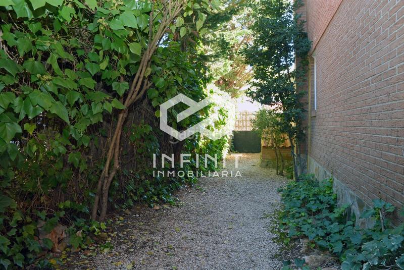 Foto 2135b222-bf82-47ac-8192-b196da8ff5c5. Xalet amb calefacció aparcament a Pioz