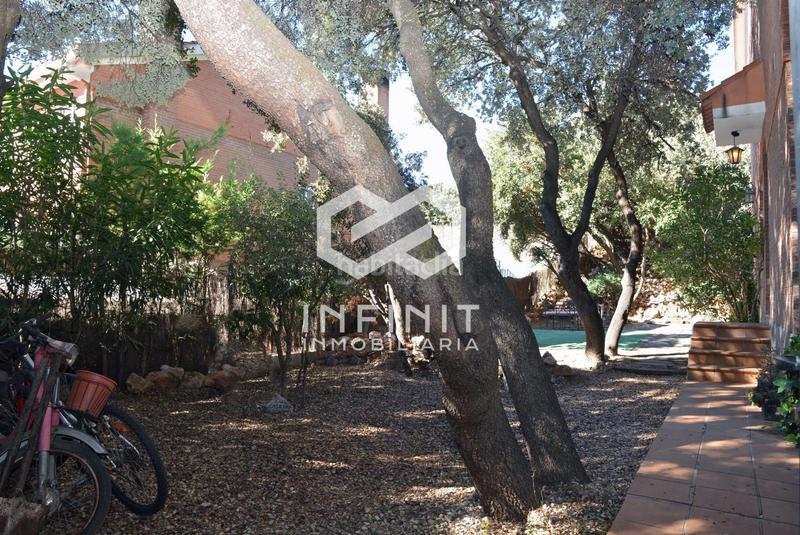 Foto 3d3df153-edef-4c5f-b03c-a4d69fe23bf8. Xalet amb calefacció aparcament a Pioz